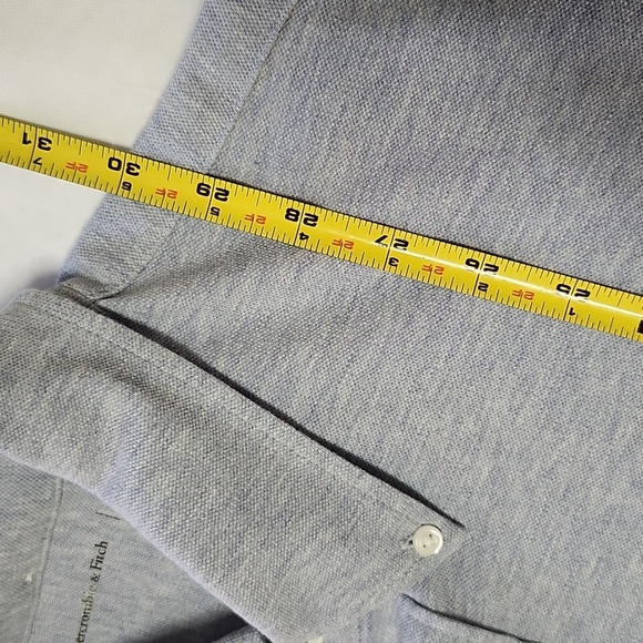 ABERCROMBIE & FITCH Men's Light Blue Cotton+ Casual Button Down Collared Shirt - Picture 4 of 8